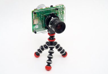 Raspberry_Pi_HQ_Camera_on_Mini_Tripod
